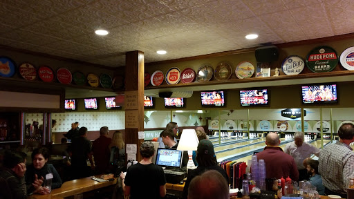 Bar «Town Hall Lanes», reviews and photos, 5019 S 34th Ave, Minneapolis, MN 55417, USA