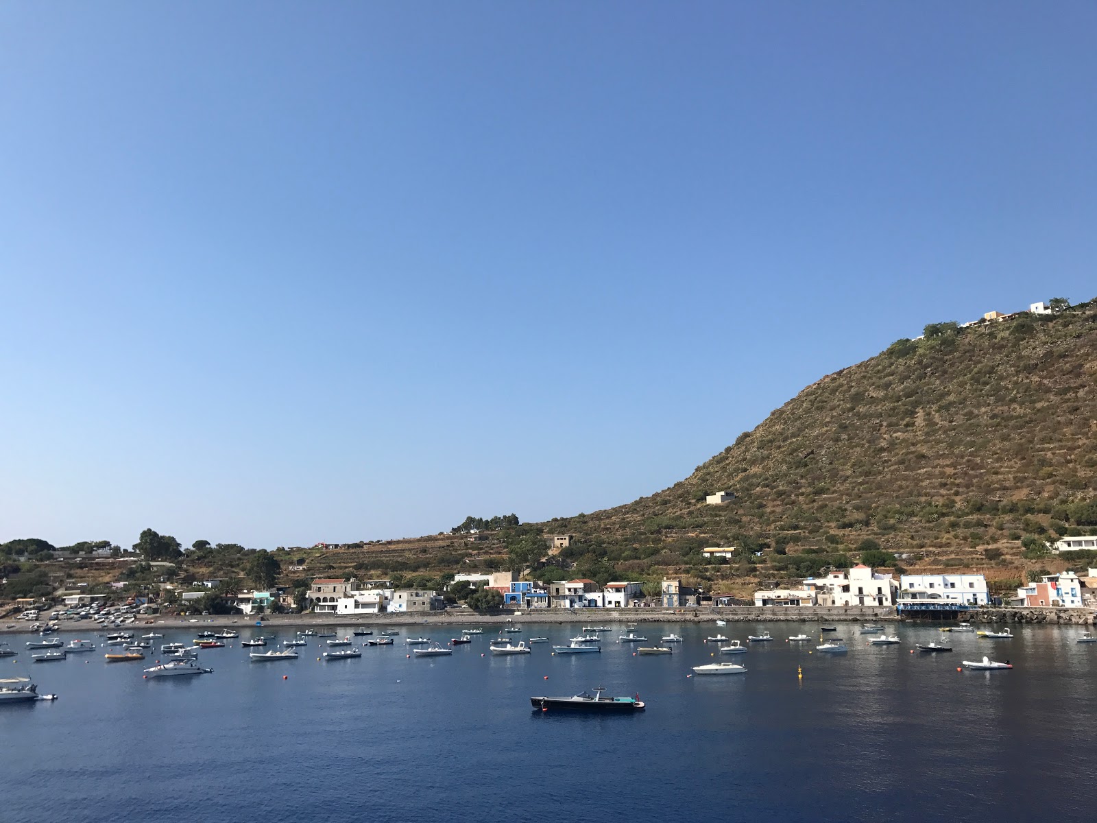 Foto de Spiaggia del Porto - lugar popular entre os apreciadores de relaxamento