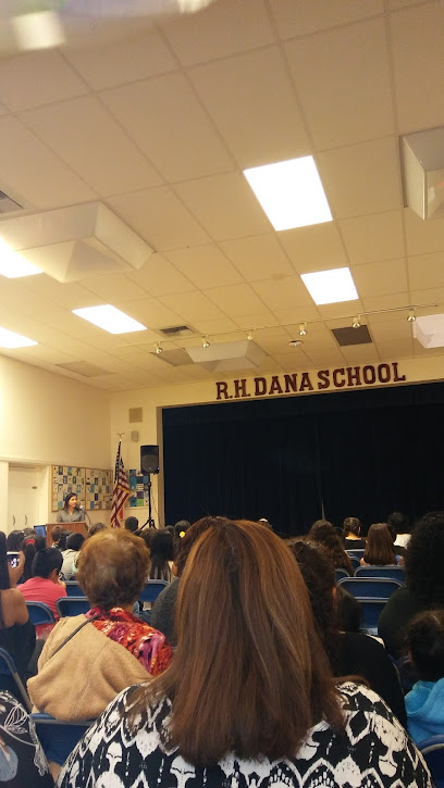 RH Dana Elementary School