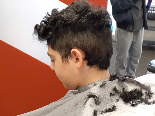 Hair Salon «Great Clips», reviews and photos, 833 W Trenton Ave #5, Morrisville, PA 19067, USA