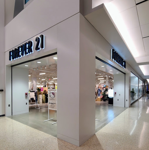 Clothing Store «Forever 21», reviews and photos, 4164 N Harlem Ave, Norridge, IL 60706, USA