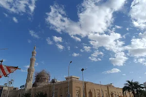 مسجد السيدة زينب رضي الله عنها image