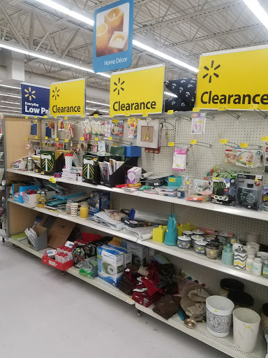 Shopping Mall «Eastport Plaza Shopping Center», reviews and photos, 4000 SE 82nd Ave, Portland, OR 97266, USA