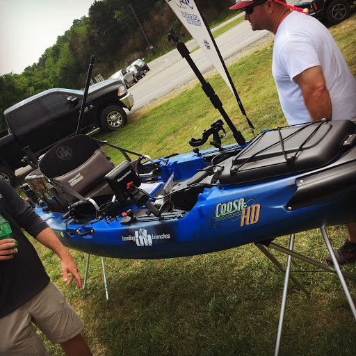 Canoe & Kayak Store «Caney Fork Outdoors - River Store», reviews and photos, 1193 Wolf Creek Rd, Silver Point, TN 38582, USA