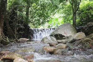 Kra Dang La Waterfall image