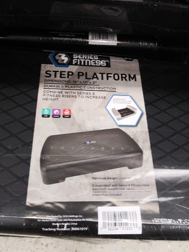 Variety Store «Five Below», reviews and photos, 14215 Hall Rd, Shelby Charter Township, MI 48315, USA