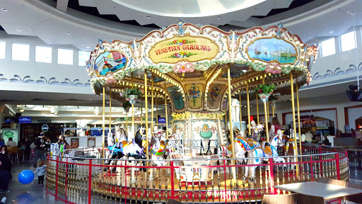 Shopping Mall «Solomon Pond Mall», reviews and photos, 601 Donald Lynch Blvd, Marlborough, MA 01752, USA