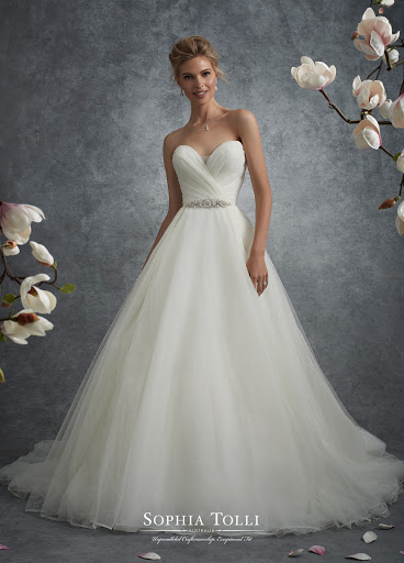 Bridal Shop «White Orchid Bridal», reviews and photos, 12420 Archer Ave, Lemont, IL 60439, USA