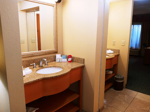 Hotel «Hampton Inn & Suites Tampa East (Casino Area)», reviews and photos, 11740 Tampa Gateway Blvd, Seffner, FL 33584, USA