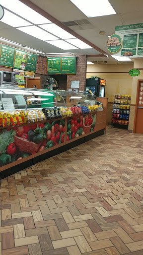 Restaurant «SUBWAY®Restaurants», reviews and photos, 2237 Howard Blvd, Reading, PA 19606, USA