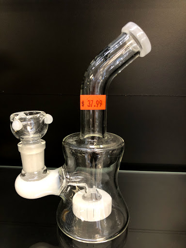 Tobacco Shop «Pipe Dreams Smoke Shop», reviews and photos, 13971 N Cleveland Ave #13, North Fort Myers, FL 33903, USA