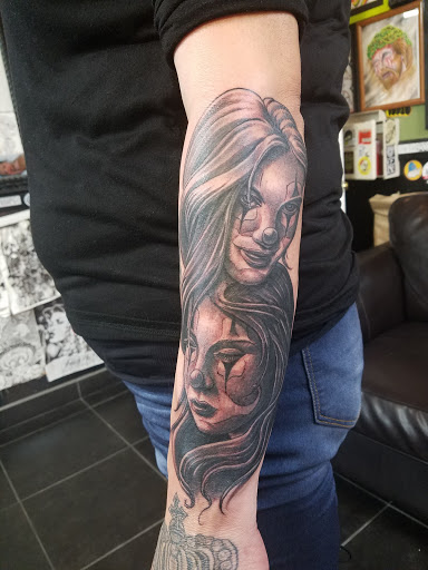 Explore fast tattoo ideas, creative tattoo ideas in Albuquerque, available at Por Vida Tattoo