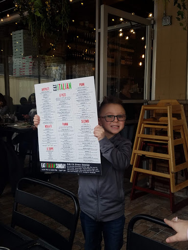 Shopping Mall «Woodrow Shopping Plaza», reviews and photos, 655 Rossville Ave, Staten Island, NY 10309, USA