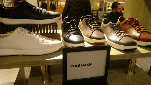 Department Store «Nordstrom Oakbrook Center», reviews and photos, 10 Oakbrook Center, Oak Brook, IL 60523, USA