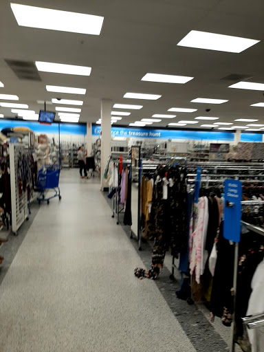 Clothing Store «Ross Dress for Less», reviews and photos, 12680 W Sunrise Blvd, Sunrise, FL 33323, USA