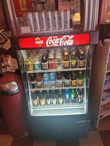 American Restaurant «Lickity Split Frozen Custard», reviews and photos, 6056 N Broadway St, Chicago, IL 60660, USA