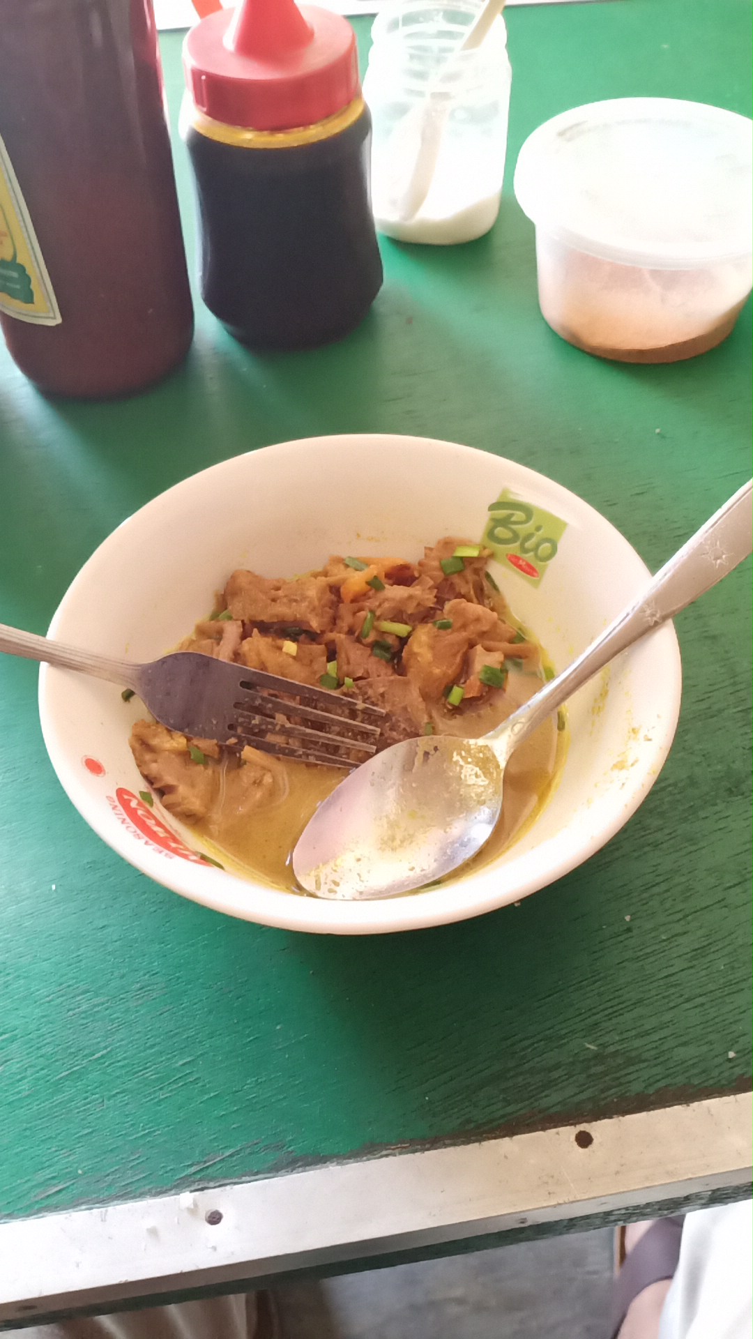 Warung Nasi Empal Gentong Muncul Baso Cak Bari