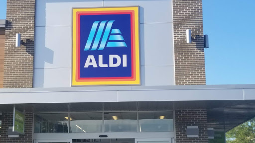 Supermarket «ALDI», reviews and photos, 1345 W North Ave, Melrose Park, IL 60160, USA