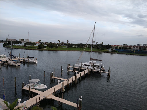 Yacht Club «The Club at Treasure Island», reviews and photos, 400 Treasure Island Causeway, Treasure Island, FL 33706, USA