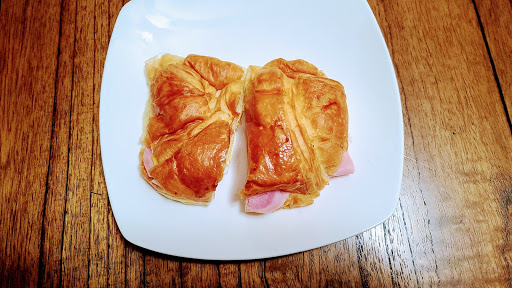 Donut Shop «B & B Donuts», reviews and photos, 528 S Beach Blvd, Anaheim, CA 92804, USA