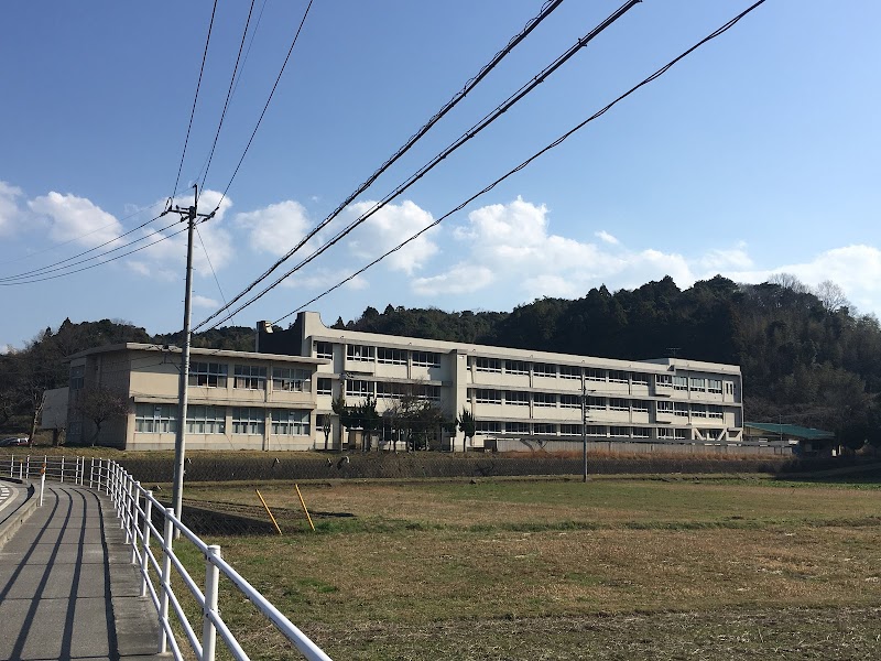 益田市立東陽中学校