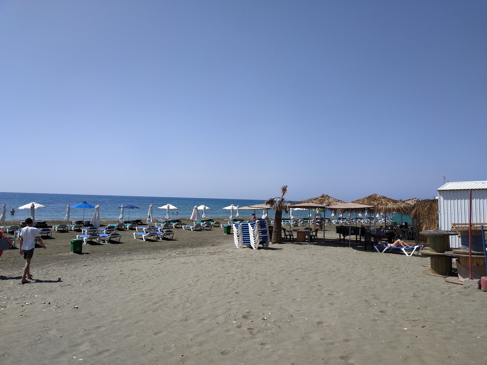 Photo de Softades beach avec rivage droit, long