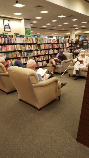 Book Store «Barnes & Noble», reviews and photos, 1930 US-1, St Augustine, FL 32086, USA