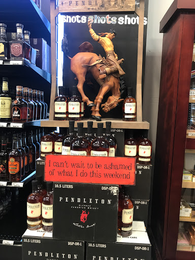 Liquor Store «Canby Liquor Store 122», reviews and photos, 426 NW 1st Ave, Canby, OR 97013, USA