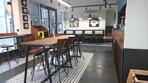 Photo n°96 de Black & White Burger Troyes à Troyes ()