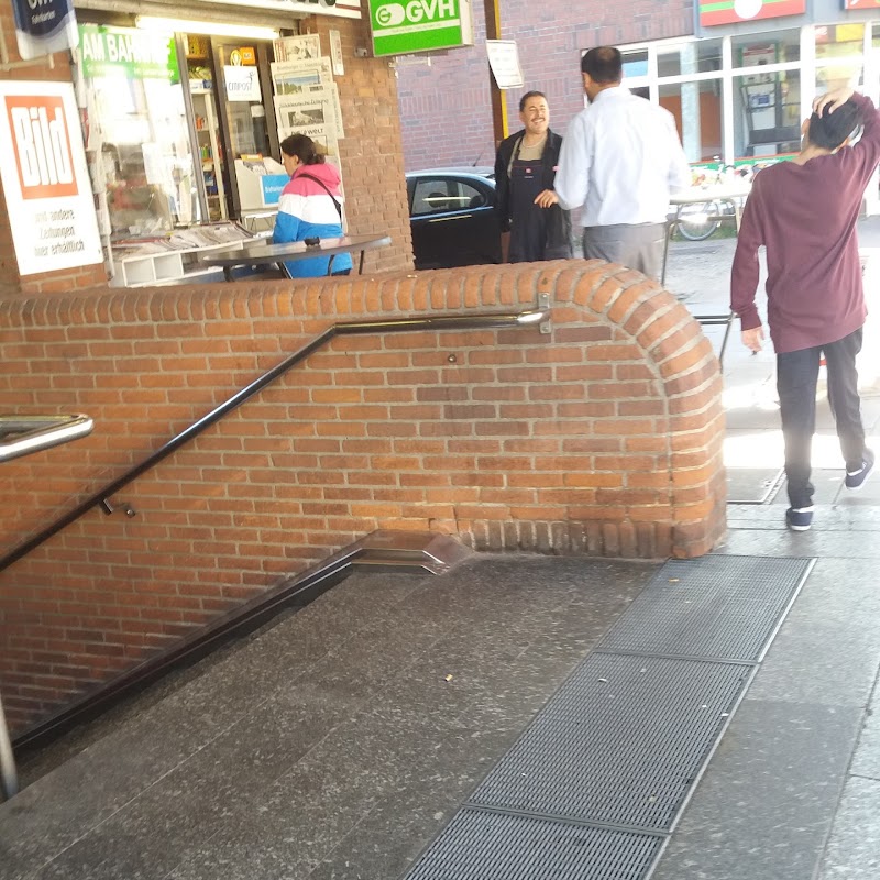 Kiosk am Bahnhof