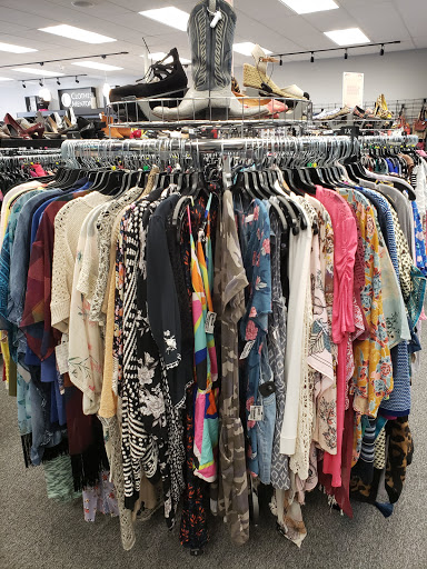 Thrift Store «Immacolata Manor Thrift Shop», reviews and photos, 931 Brown St, Liberty, MO 64068, USA