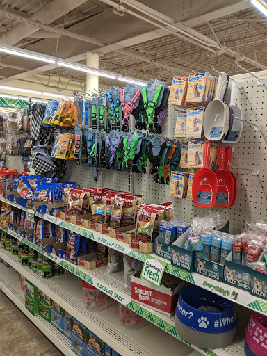 Dollar Store «Dollar Tree», reviews and photos, 6539 Annapolis Rd, Landover Hills, MD 20784, USA