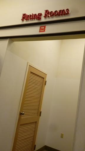 Peebles, 455 Madison Square Dr, Madisonville, KY 42431, USA, 