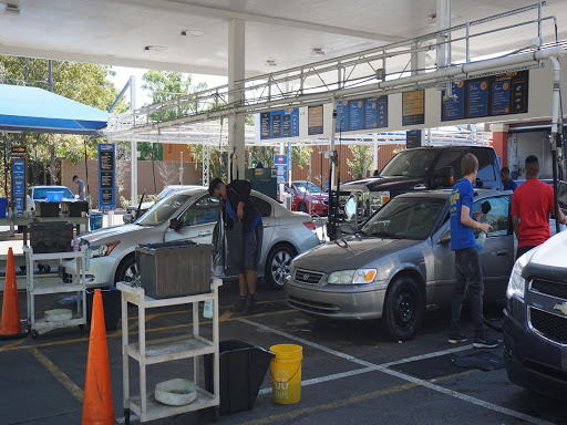 Lux Car Wash en Altamonte Springs