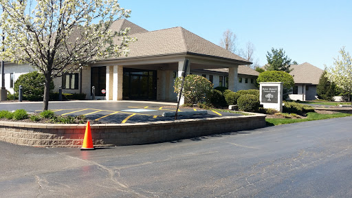 Funeral Home «Shalom Memorial Park Jewish Funeral Home», reviews and photos, 1700 W Rand Rd, Arlington Heights, IL 60004, USA