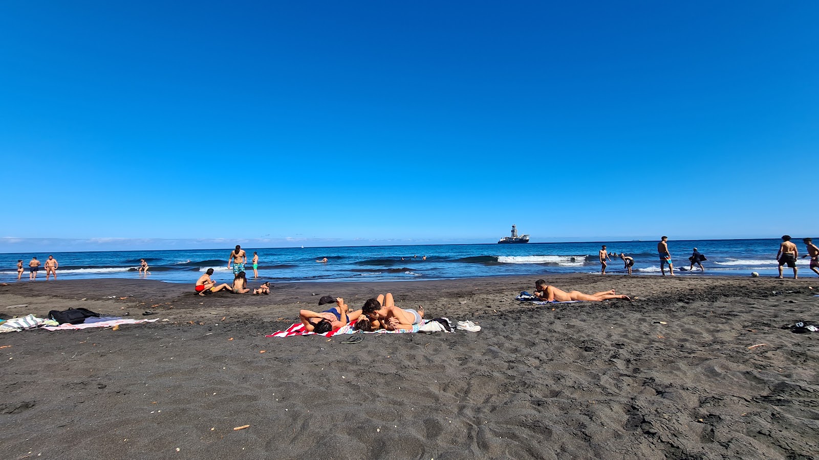 Photo de Playa de Las Gaviotas - endroit populaire parmi les connaisseurs de la détente