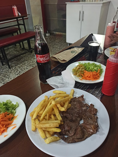 Carne roja paipa - Calle 24 y calle 25, Paipa, Boyacá, Colombia