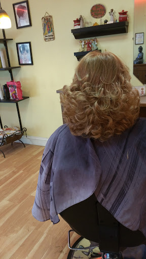 Beauty Salon «Cut N Curl Beauty Salon», reviews and photos, 6722 Hanley Rd, Tampa, FL 33634, USA