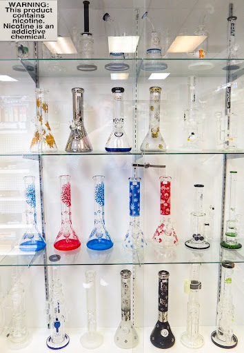 Tobacco Shop «Edmonds Smoke Shop», reviews and photos, 9794 Edmonds Way, Edmonds, WA 98020, USA