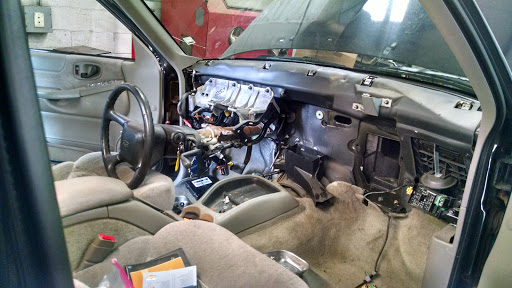 Auto Repair Shop «Adams Automotive Inc», reviews and photos, 11517 US-12, Richmond, IL 60071, USA