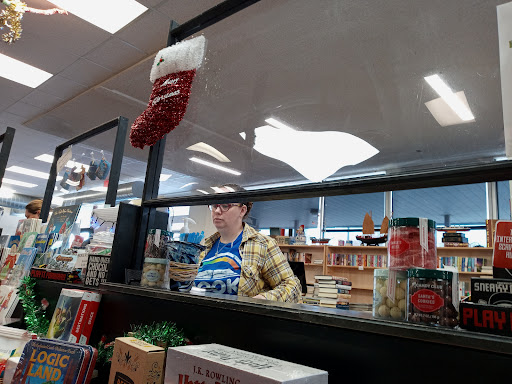 Used Book Store «Book-A-Holic Inc», reviews and photos, 924 S Oliver St, Wichita, KS 67218, USA