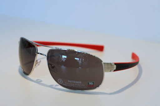 Optician «Milan Optique», reviews and photos, 608 W 48th St, Kansas City, MO 64112, USA