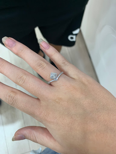 Jewelry Store «Diamonds & Co», reviews and photos, 141 Towne Center Cir, Sanford, FL 32771, USA