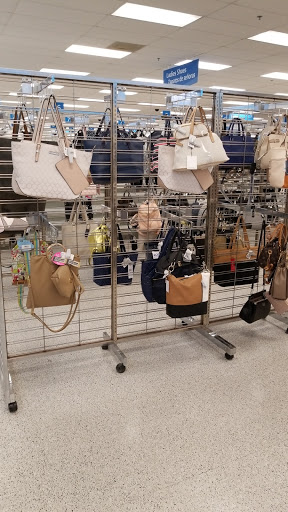 Clothing Store «Ross Dress for Less», reviews and photos, 2128 N 2nd St, Millville, NJ 08332, USA