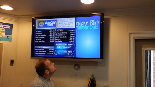 Auto Repair Shop «Jackson Auto Worx», reviews and photos, 811 N Cherry St, Winston-Salem, NC 27101, USA