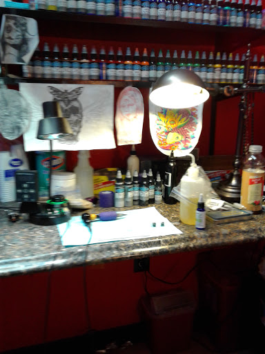 Tattoo Shop «Ink Spot Tattoo - Ybor City Tampa», reviews and photos, 1527 E 7th Ave, Tampa, FL 33605, USA