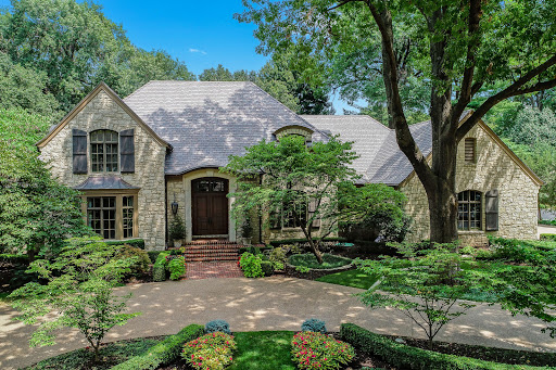 Roofing Contractor «Farha Roofing», reviews and photos, 1627 S Hillside St, Wichita, KS 67211, USA