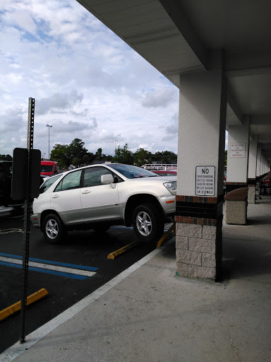 Grocery Store «Winn-Dixie», reviews and photos, 1850 N Tamiami Trail, North Fort Myers, FL 33903, USA