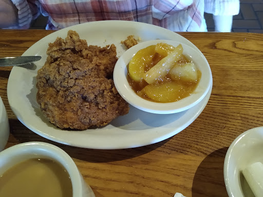 American Restaurant «Cracker Barrel Old Country Store», reviews and photos, 1162 Wayne Ave, Chambersburg, PA 17202, USA
