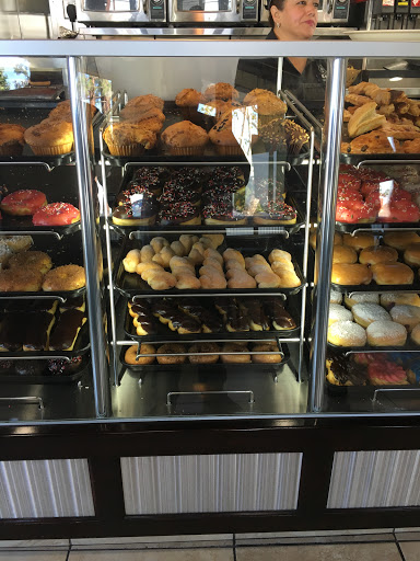 Donut Shop «Yum Yum Donuts», reviews and photos, 9886 Central Ave, Montclair, CA 91763, USA